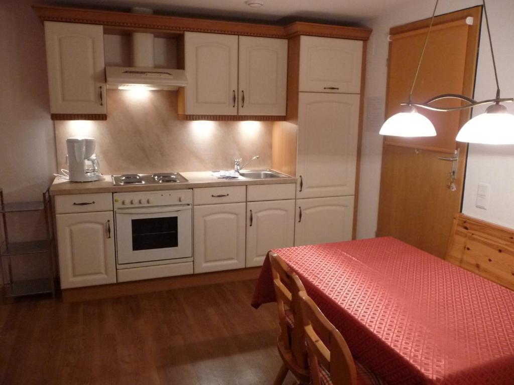 Appartements Ferienwohnungen Alpenblick Файстенау Номер фото